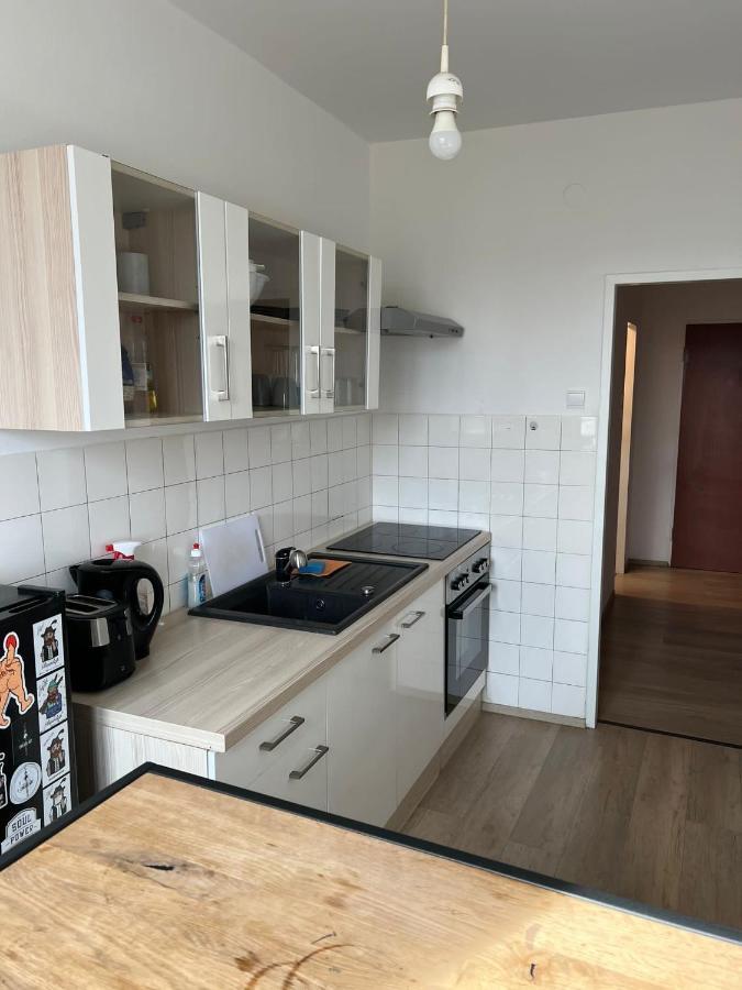 Apartment 4600