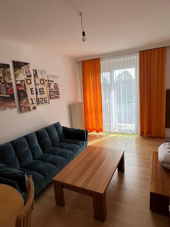 Apartment 4600 *