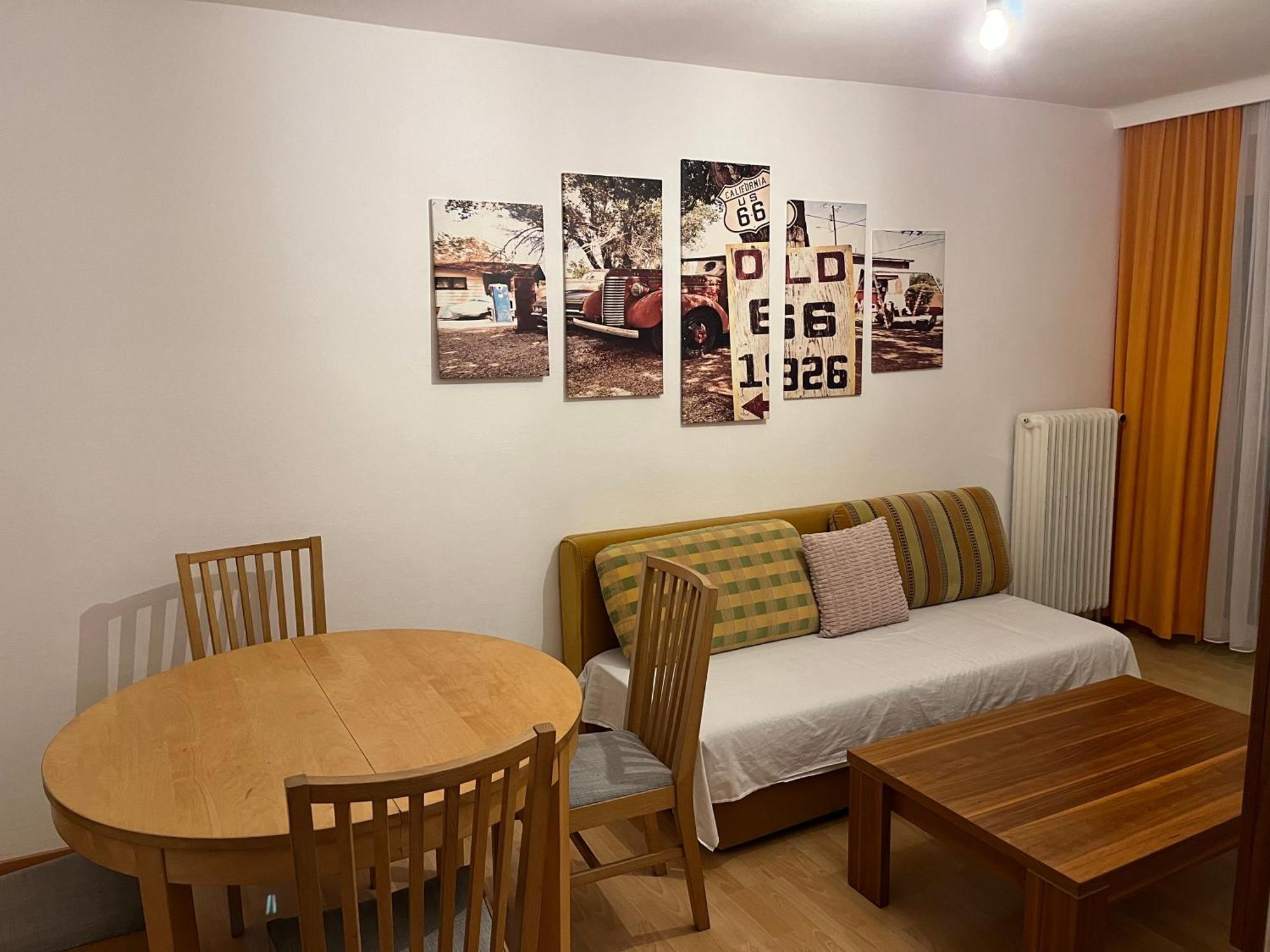 4600 Apartment *